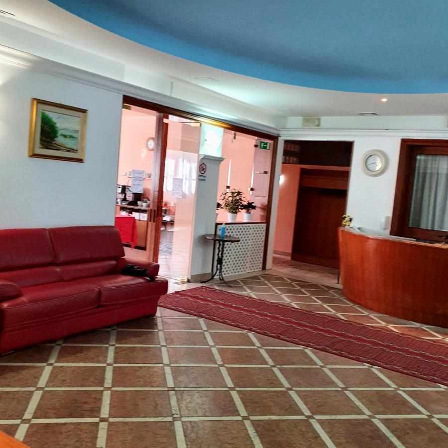 Hotel Perla Massa Lombarda Екстер'єр фото