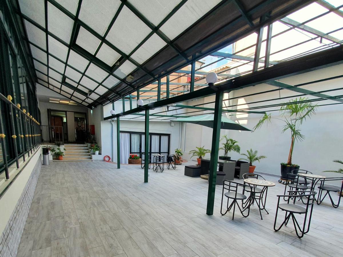 Hotel Perla Massa Lombarda Екстер'єр фото