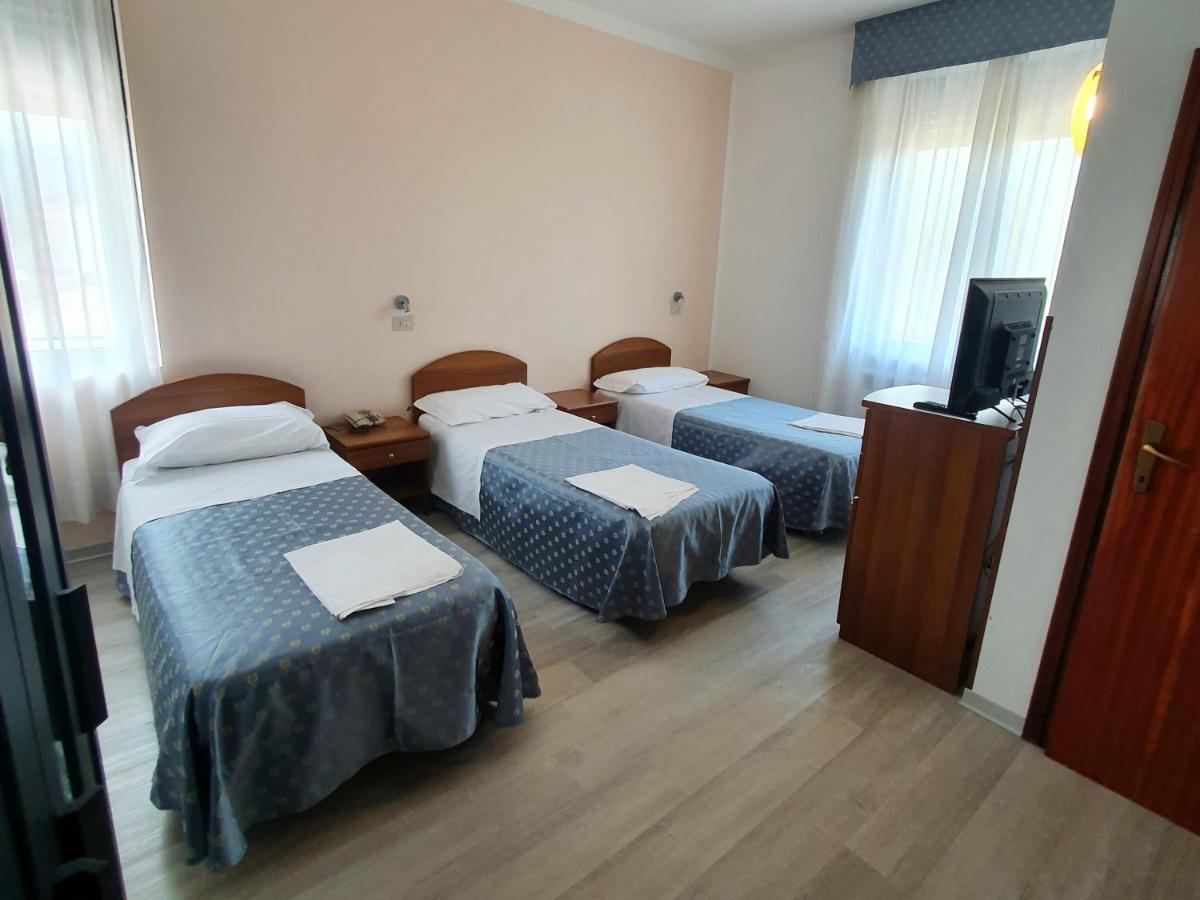 Hotel Perla Massa Lombarda Екстер'єр фото