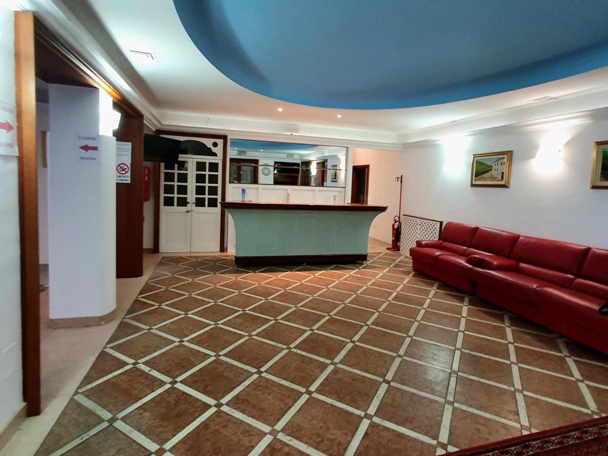 Hotel Perla Massa Lombarda Екстер'єр фото