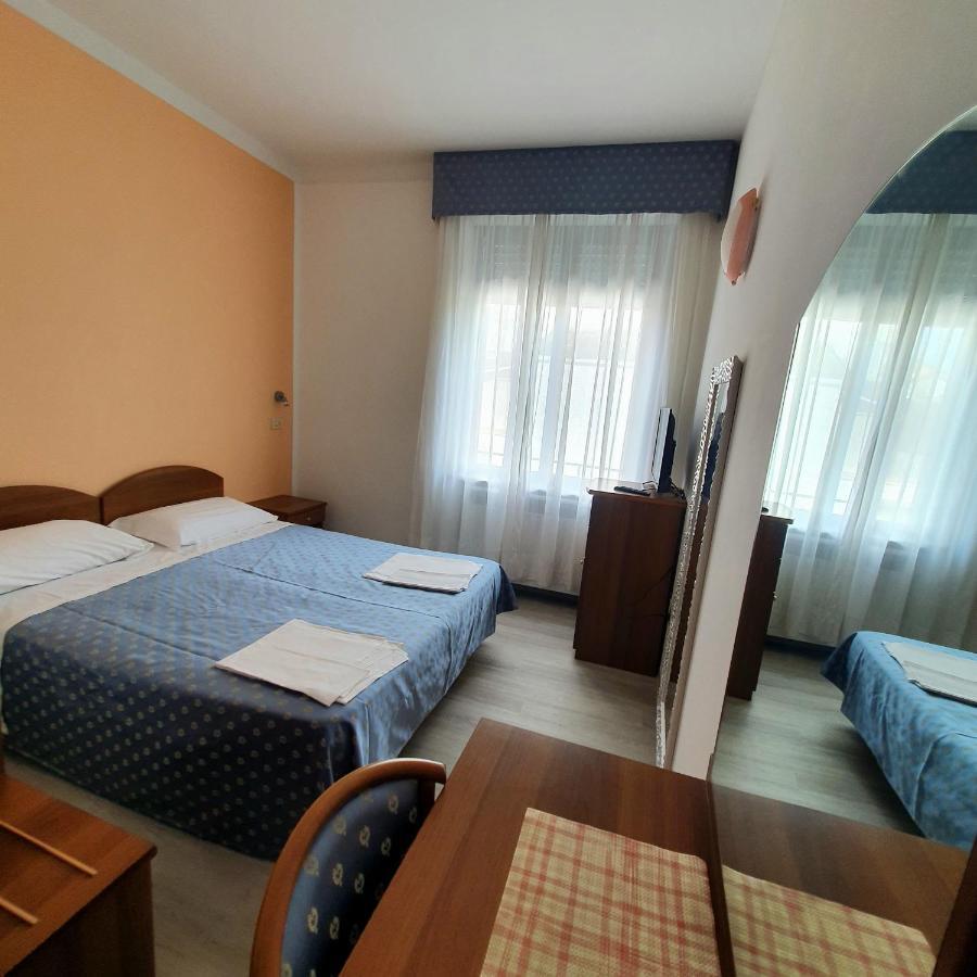 Hotel Perla Massa Lombarda Екстер'єр фото