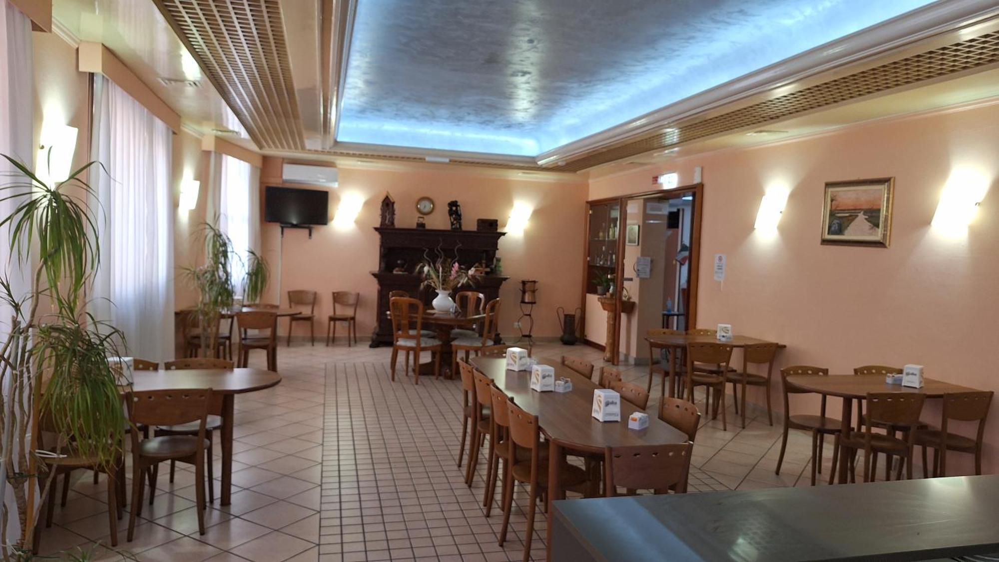 Hotel Perla Massa Lombarda Екстер'єр фото