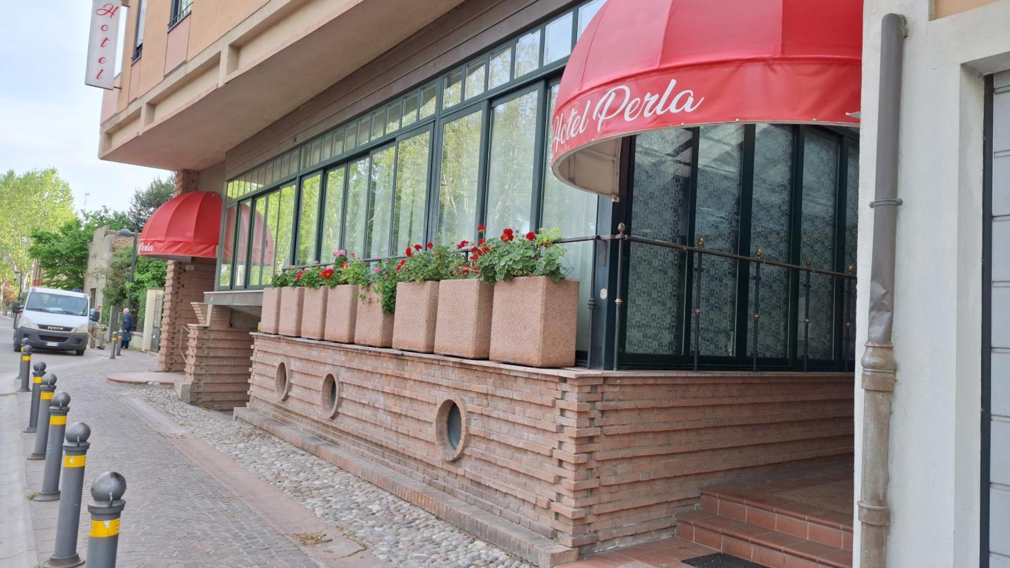 Hotel Perla Massa Lombarda Екстер'єр фото